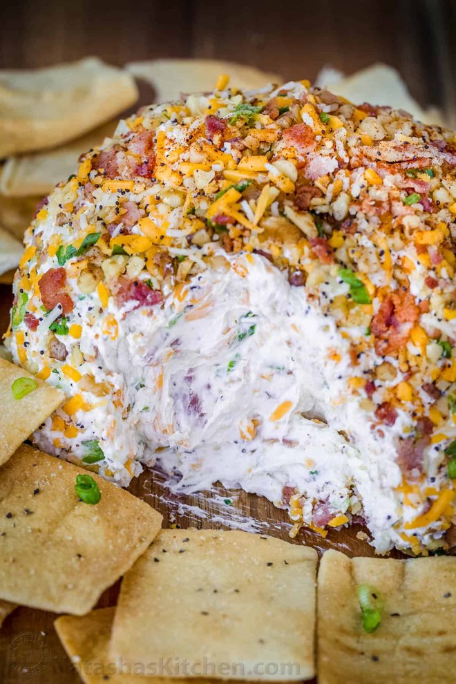 Easy Classic Cheese Ball Recipe